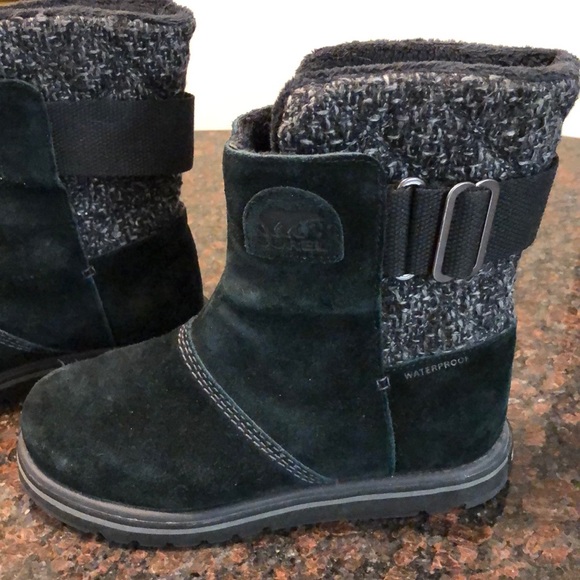 sorel rylee black